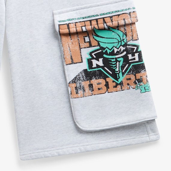 Oversized Cargo Pocket with Magnetic Snap